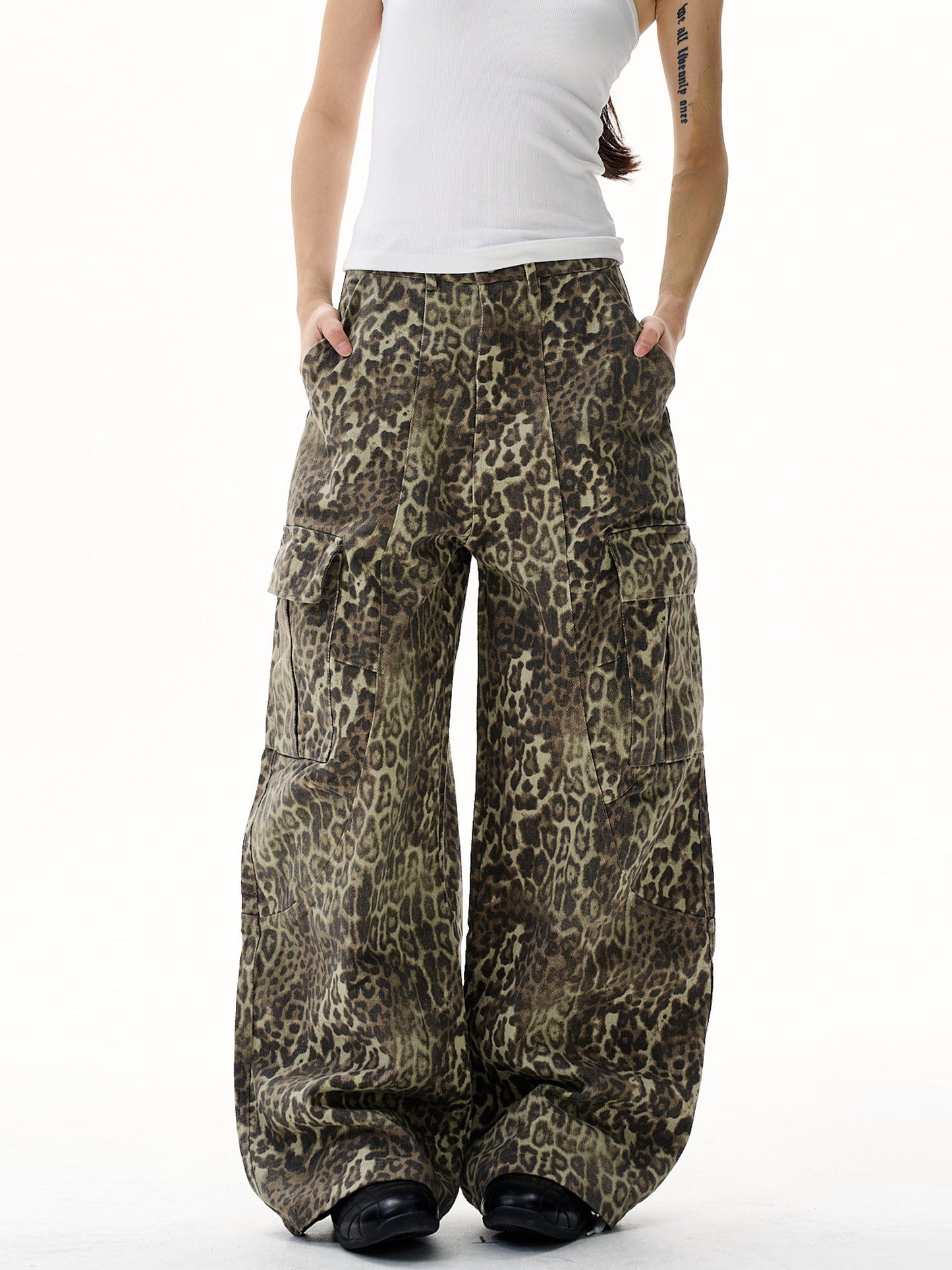 Retro Leopard Print Cargo Pants