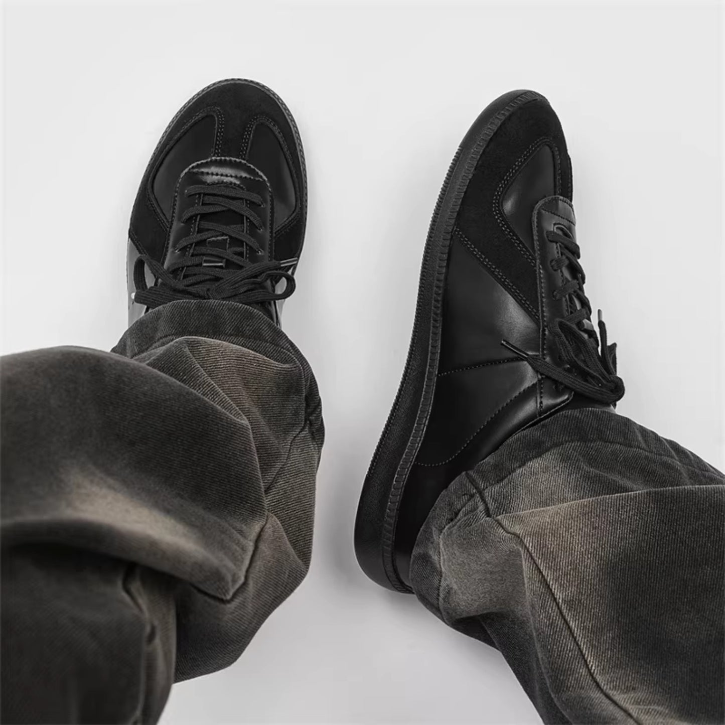 Retro Low Top Racing Shoes