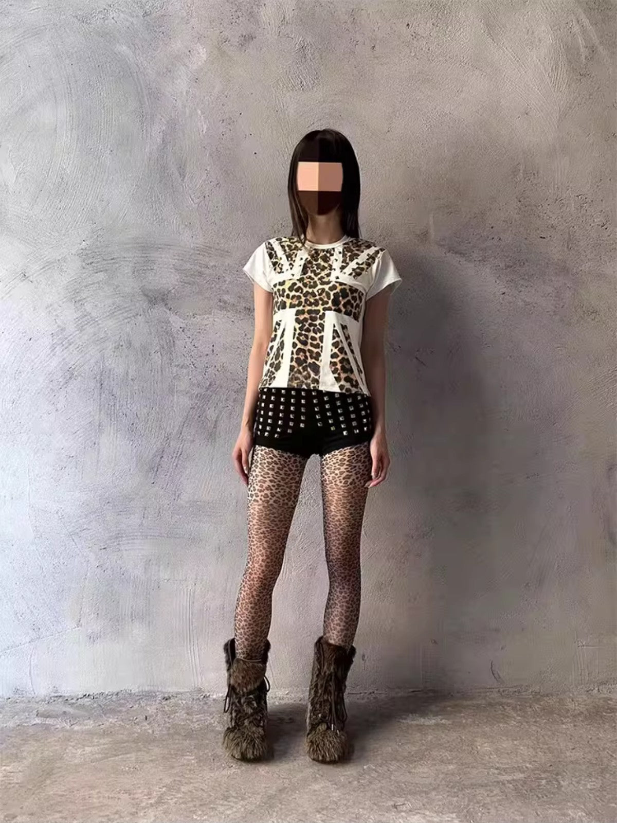 Leopard Flag Rivet Graphic T-Shirt