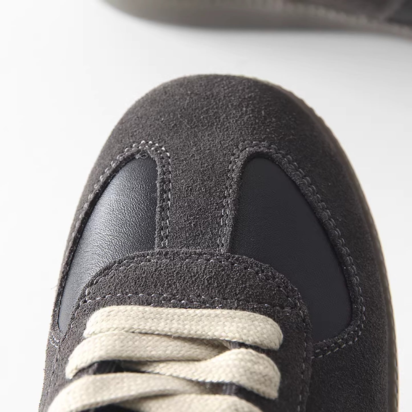 Retro Trainer Casual Sneakers