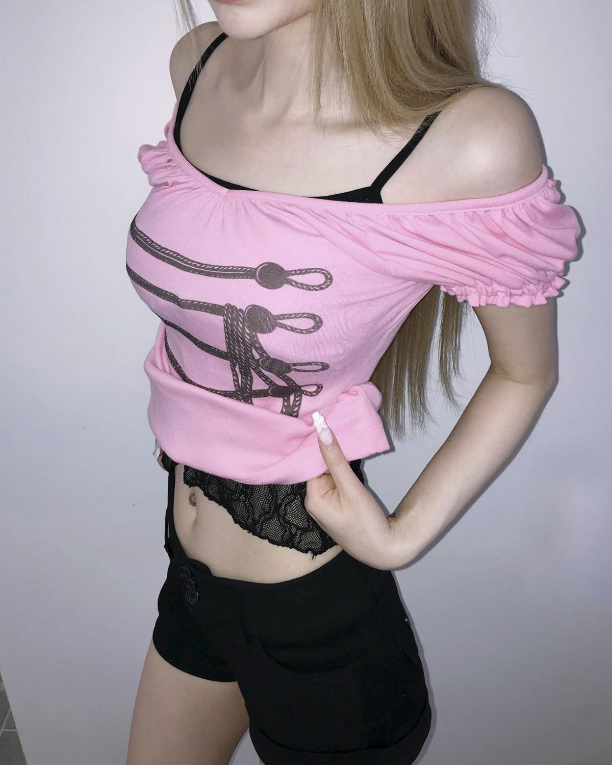 Ruched Graphic Slim Top