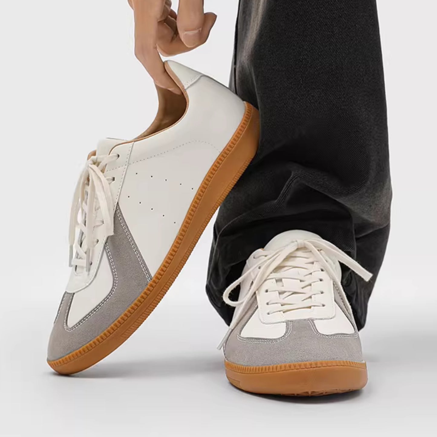 Retro Low Top Racing Shoes
