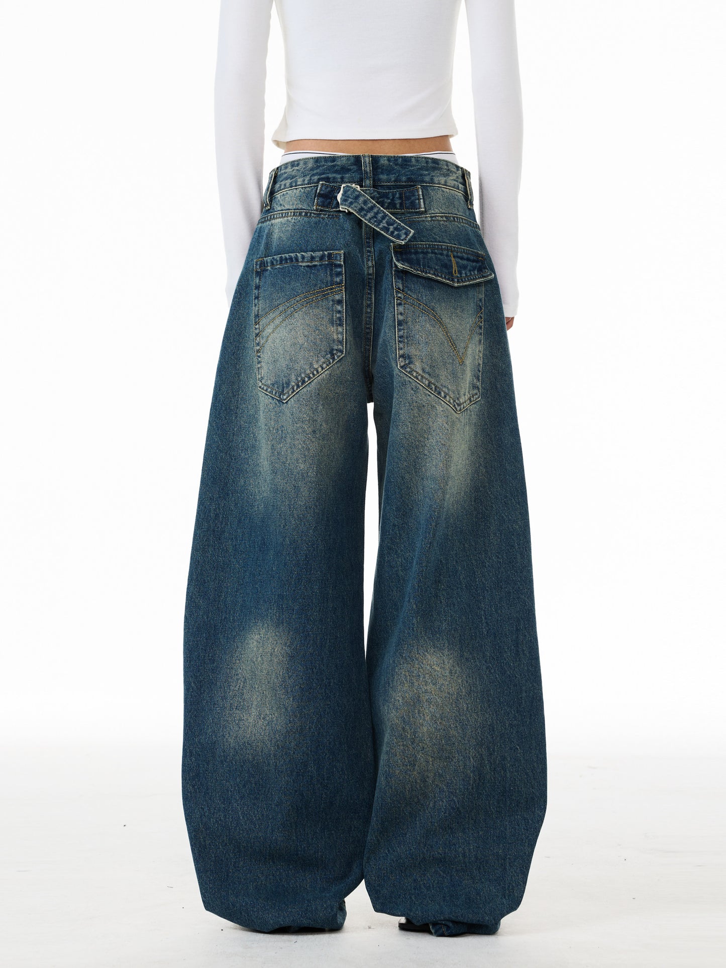 Studded Washed Straight Jeans