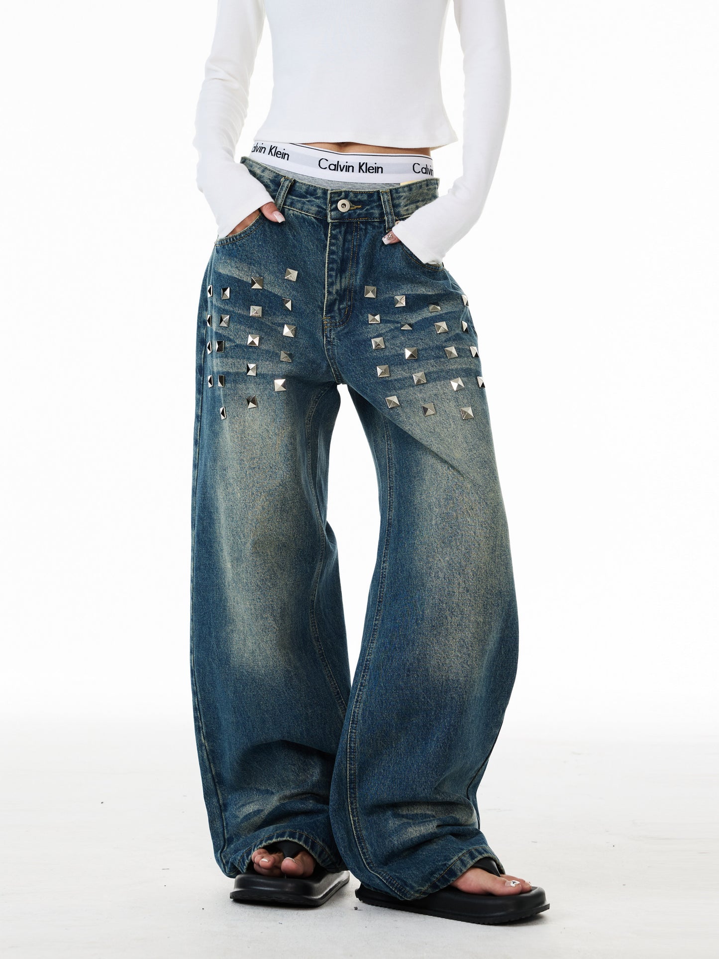Studded Washed Straight Jeans