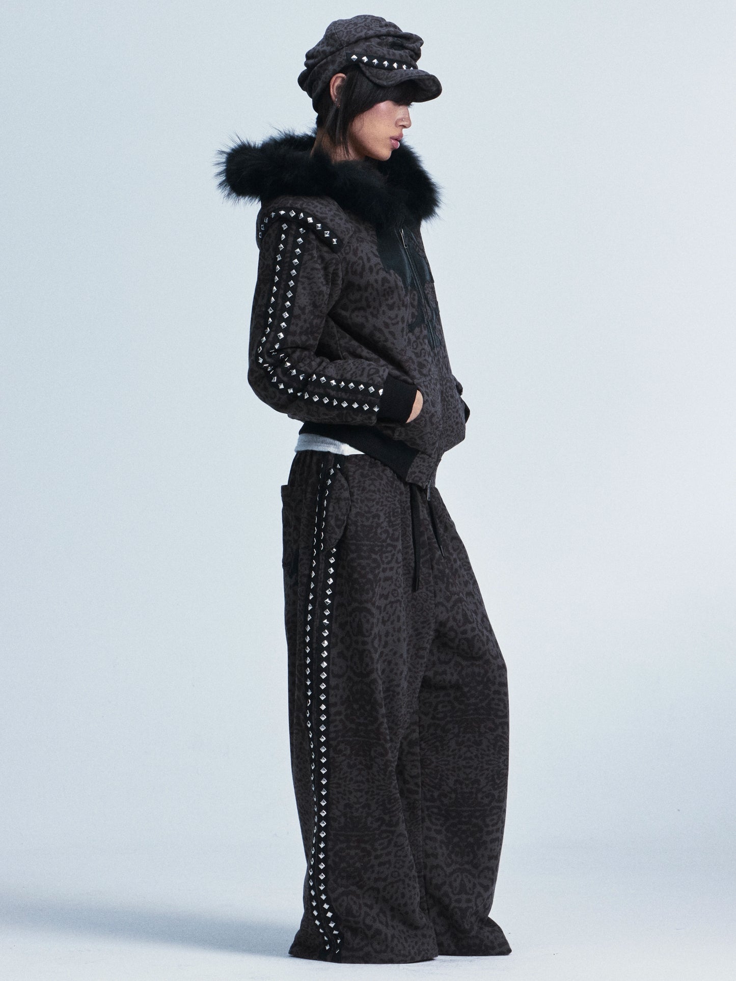 Leopard Print Hooded Sweatshirt & Pants Set with Fuzzy Collar